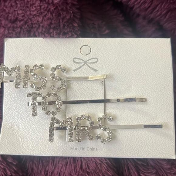 NWT - Miss to Mrs bobby-pins silver - Picture 2 of 2